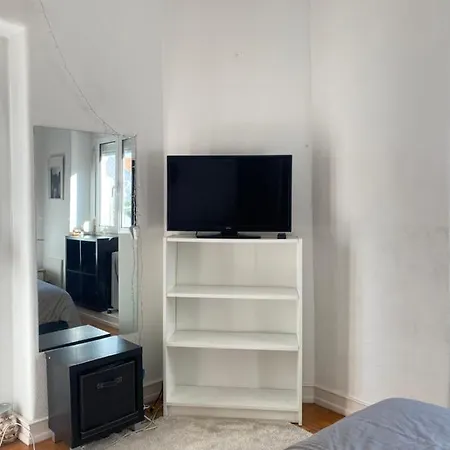 Private Bed Walking Distance To Wyd 2023 Lisboa